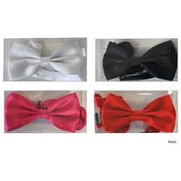 Mooi strikje van satijn in verschillende kleuren