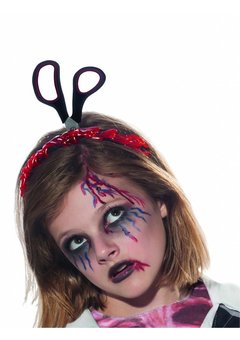 Schaar door hoofd op diadeem