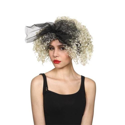 Mooie disco/ 80- jaren pruik  voor dames met zwarte strik