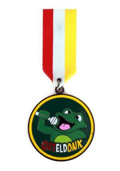 Oeteldonk speldje rond medaille kikker