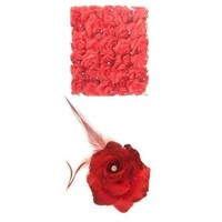 Mooie rode bloem met veer op speld/elastiek