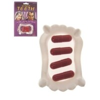 Enge vampier tanden met 4 bloedcapsules