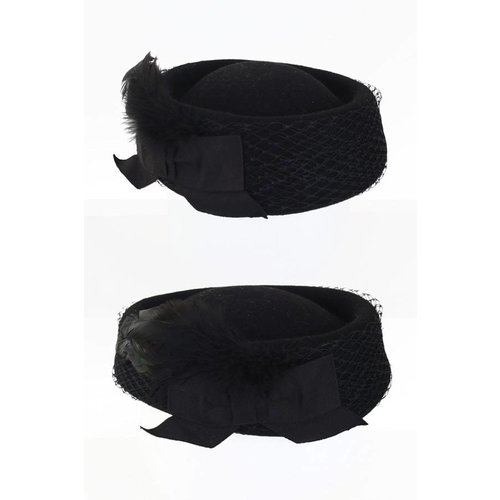 Dameshoed wolvilt zwart laag model met gaas en strik maat 57-58