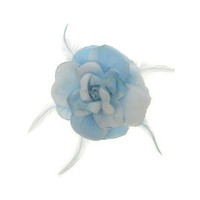 Mooie lichtblauwe bloem met glitters op een elastiek en speld