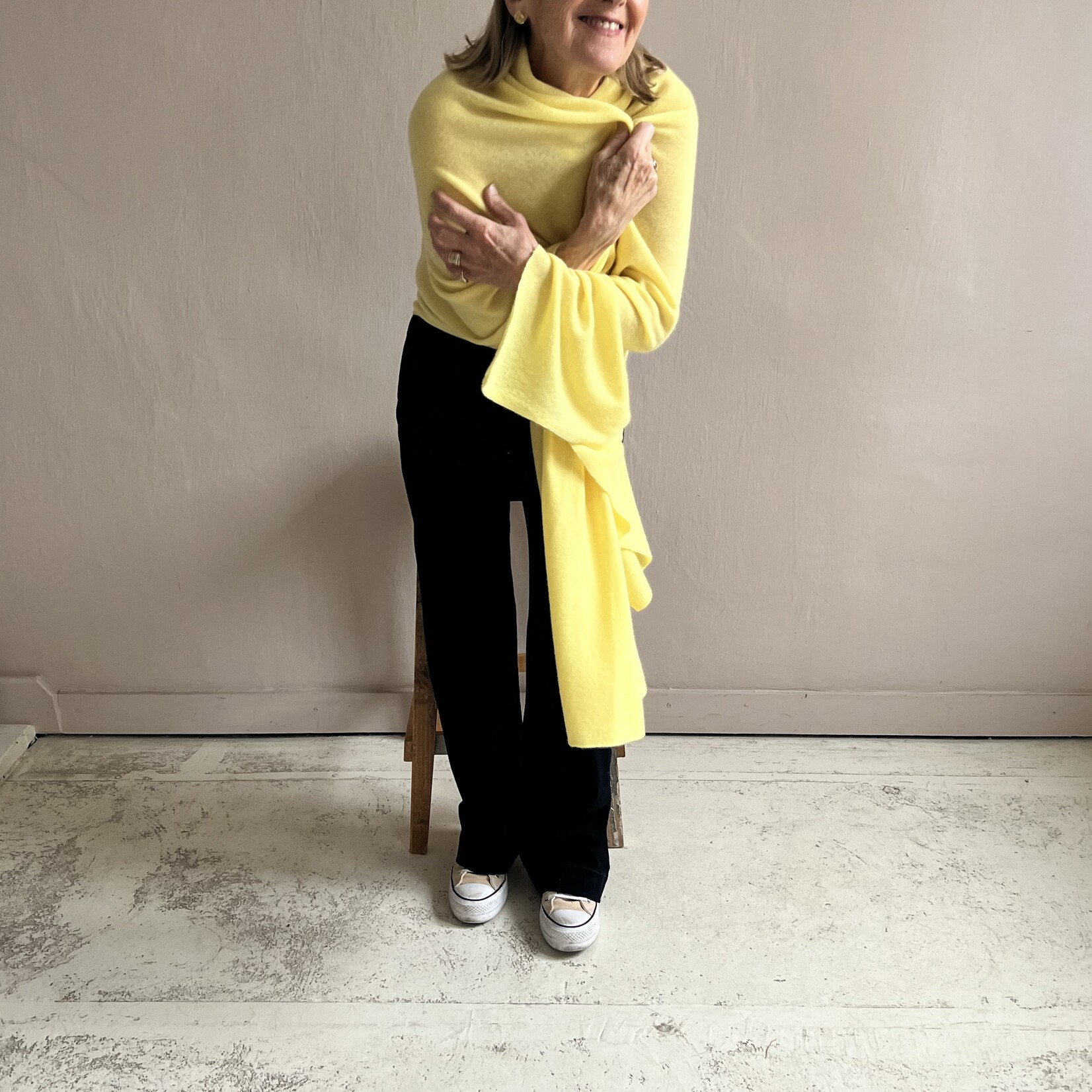 White + Warren Cashmere Travel Wrap soft daffodil