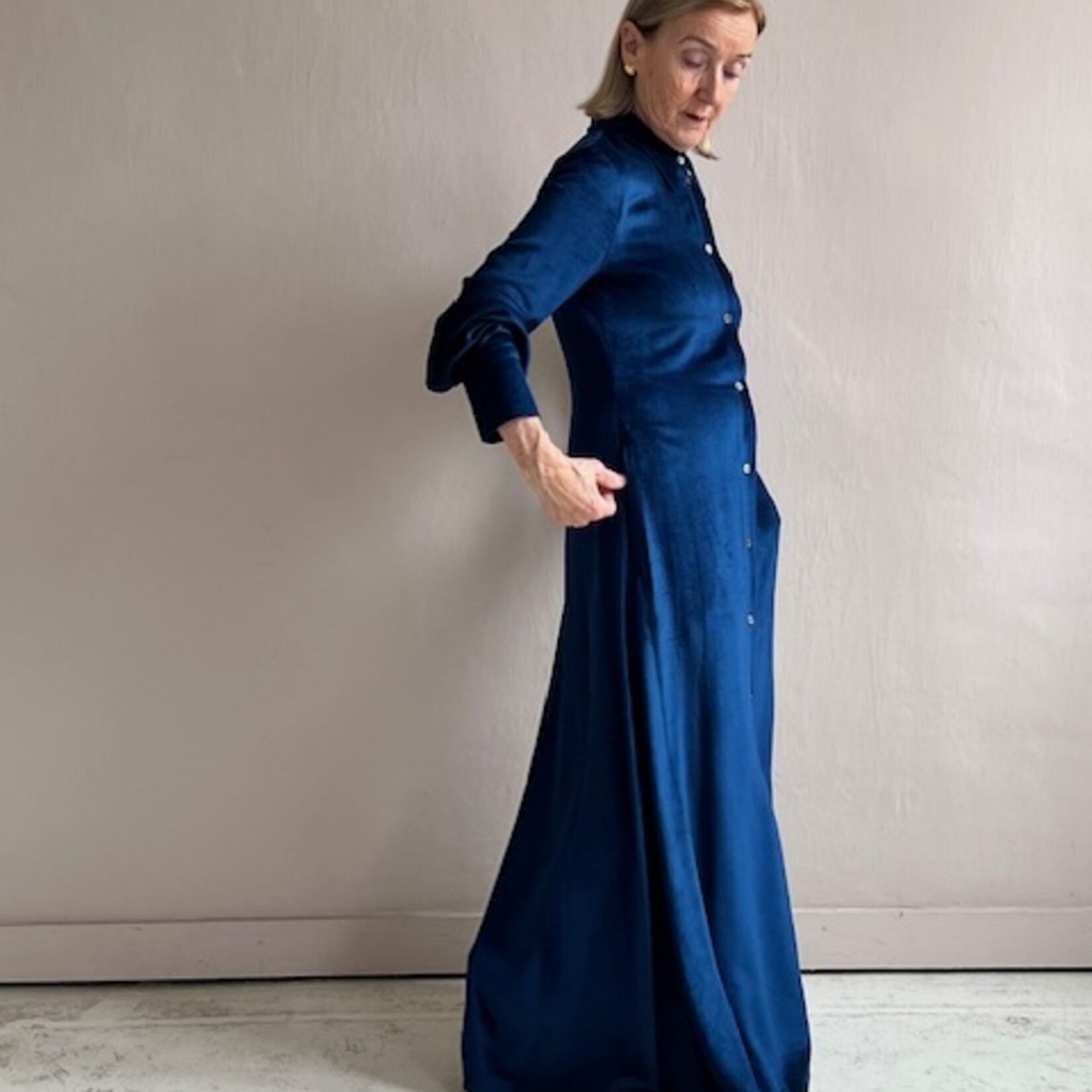 Tela Dress teki velvet