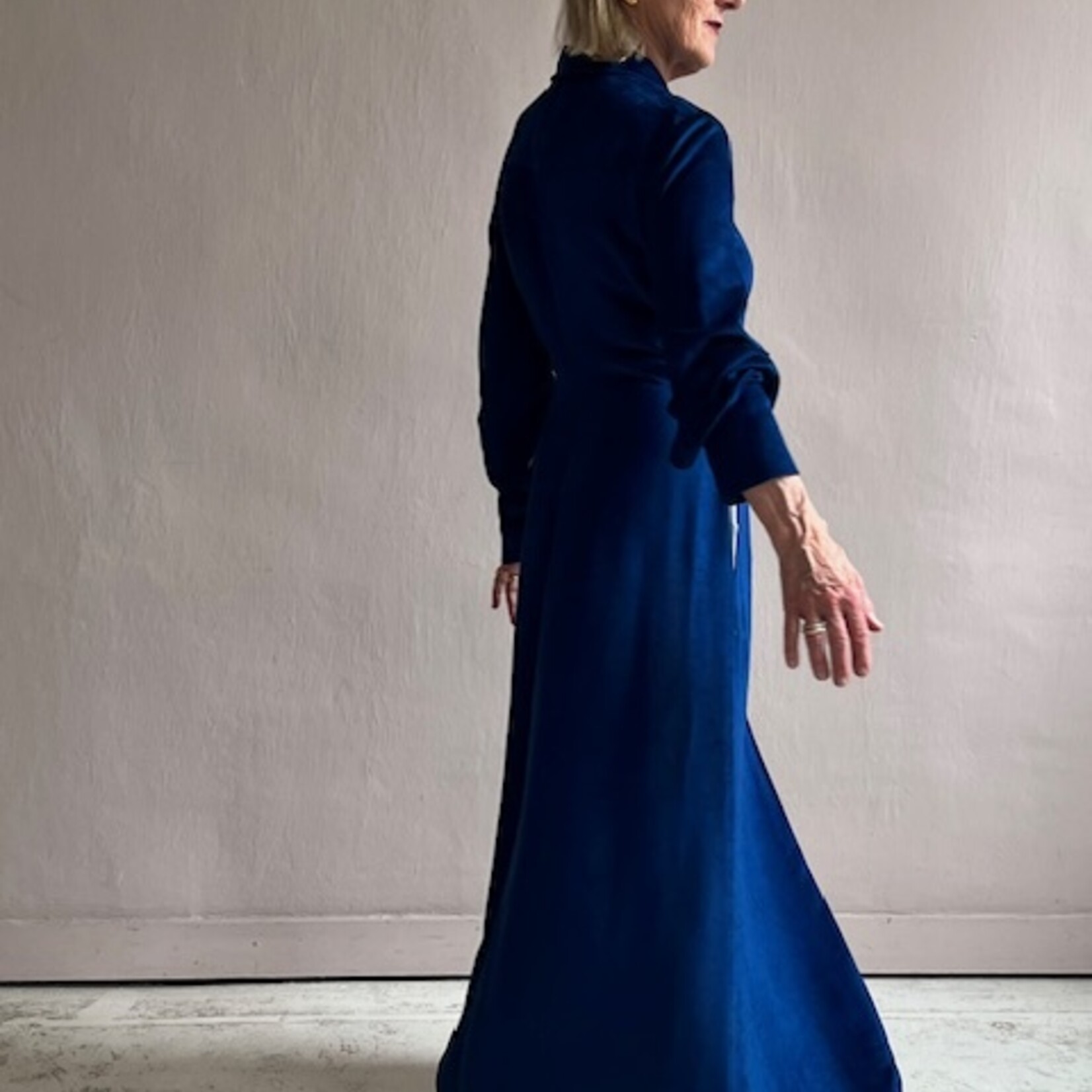 Tela Dress teki velvet
