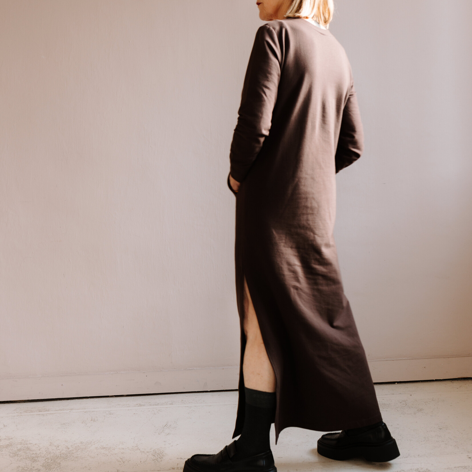 Norma Kamali 3/4 SLEEVE TAILORED TERRY GOWN