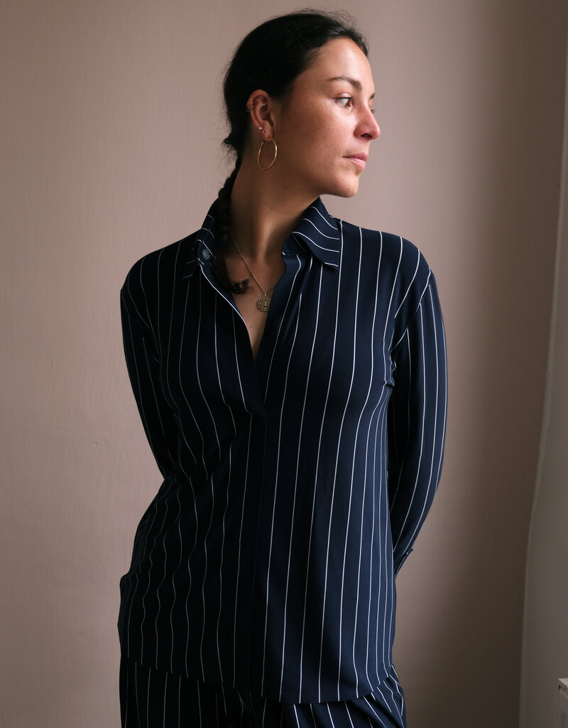 Norma Kamali nk shirt w/collar stand  pinstripe