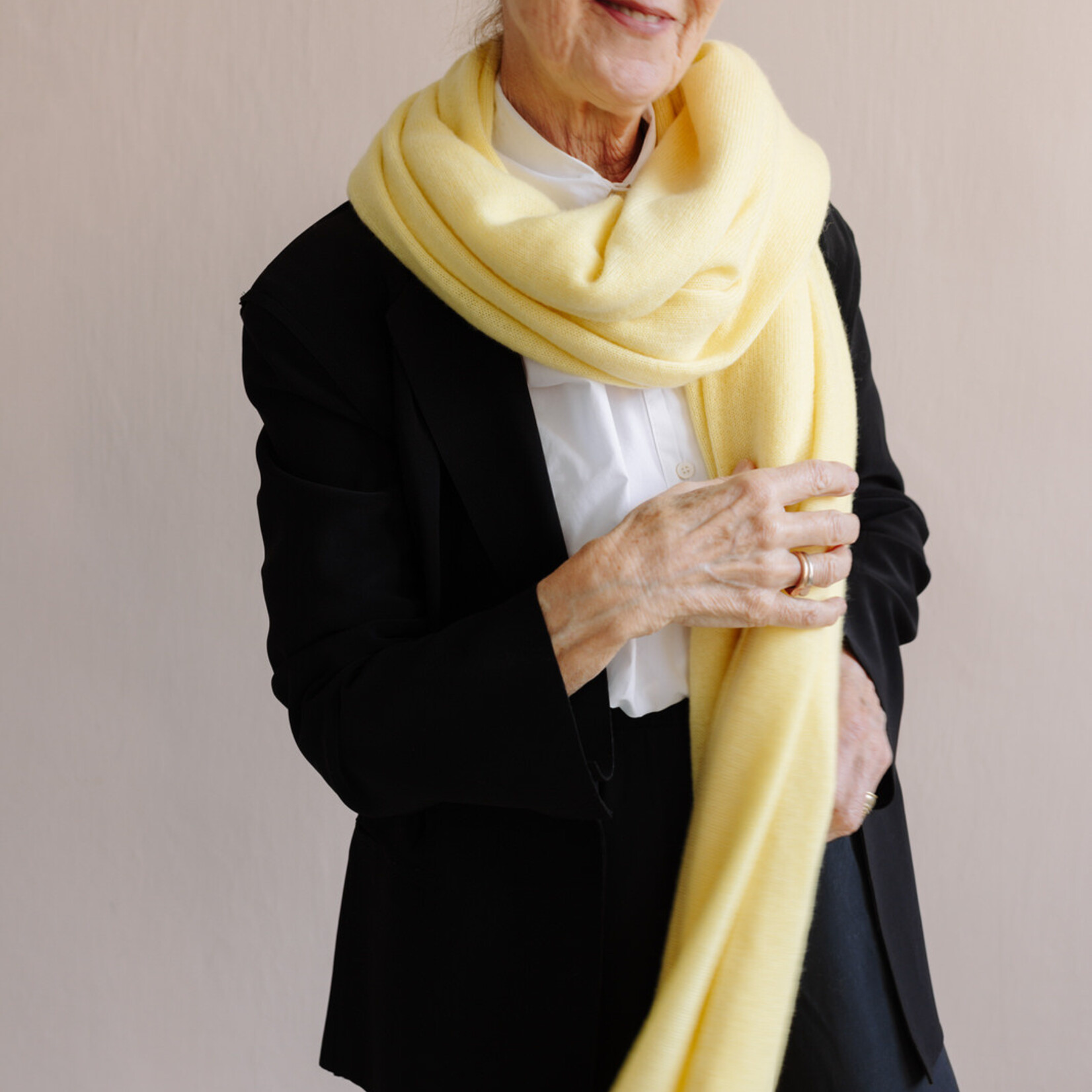 White + Warren Cashmere Travel Wrap soft daffodil