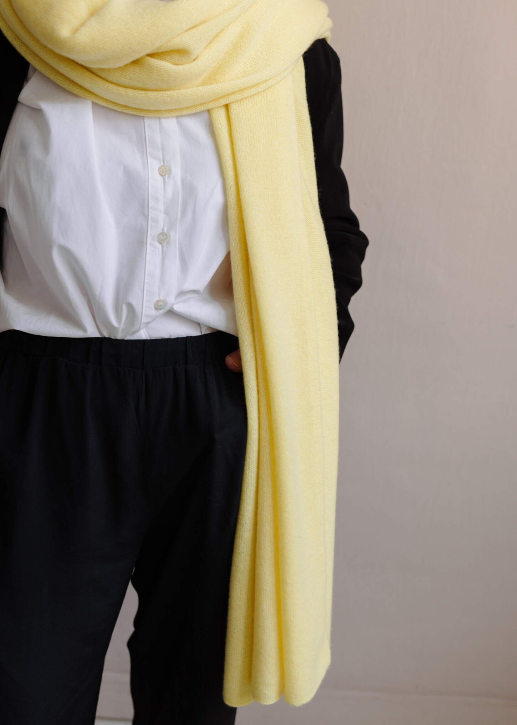 White + Warren Cashmere Travel Wrap soft daffodil