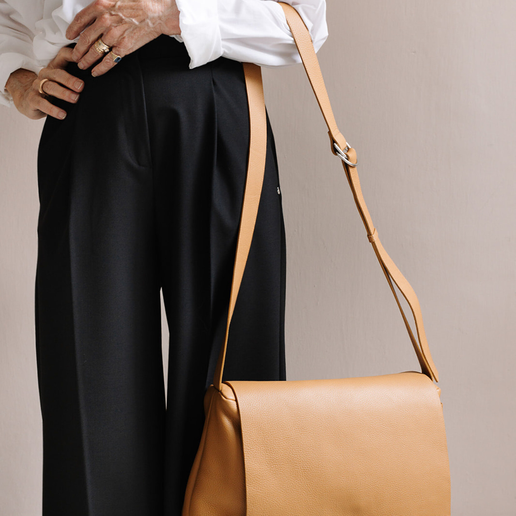 NO/AN Fold bag camel