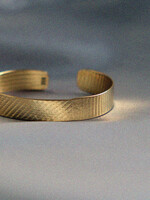 Tweek-eek Olong large bracelet