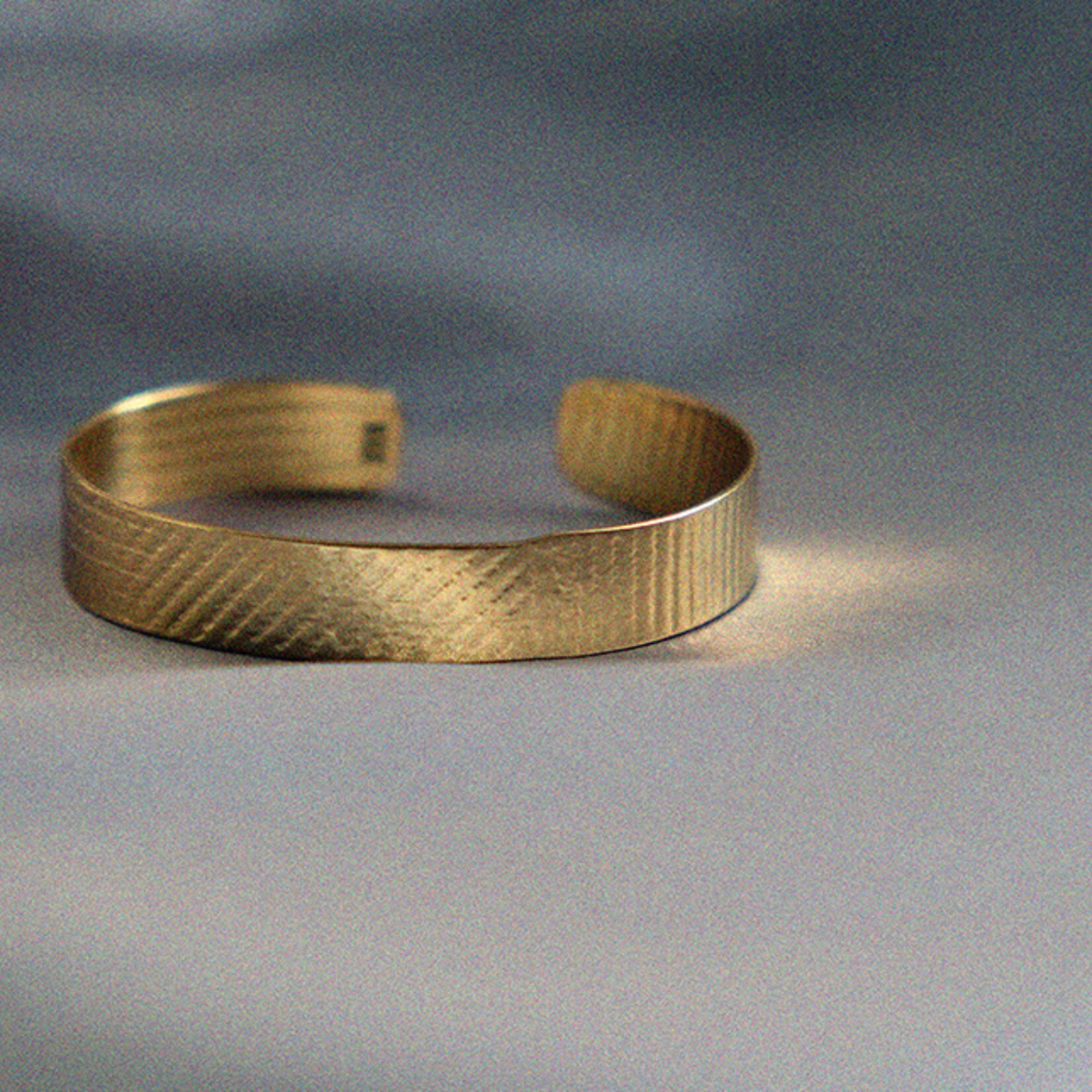 Tweek-eek Olong large  bracelet gold