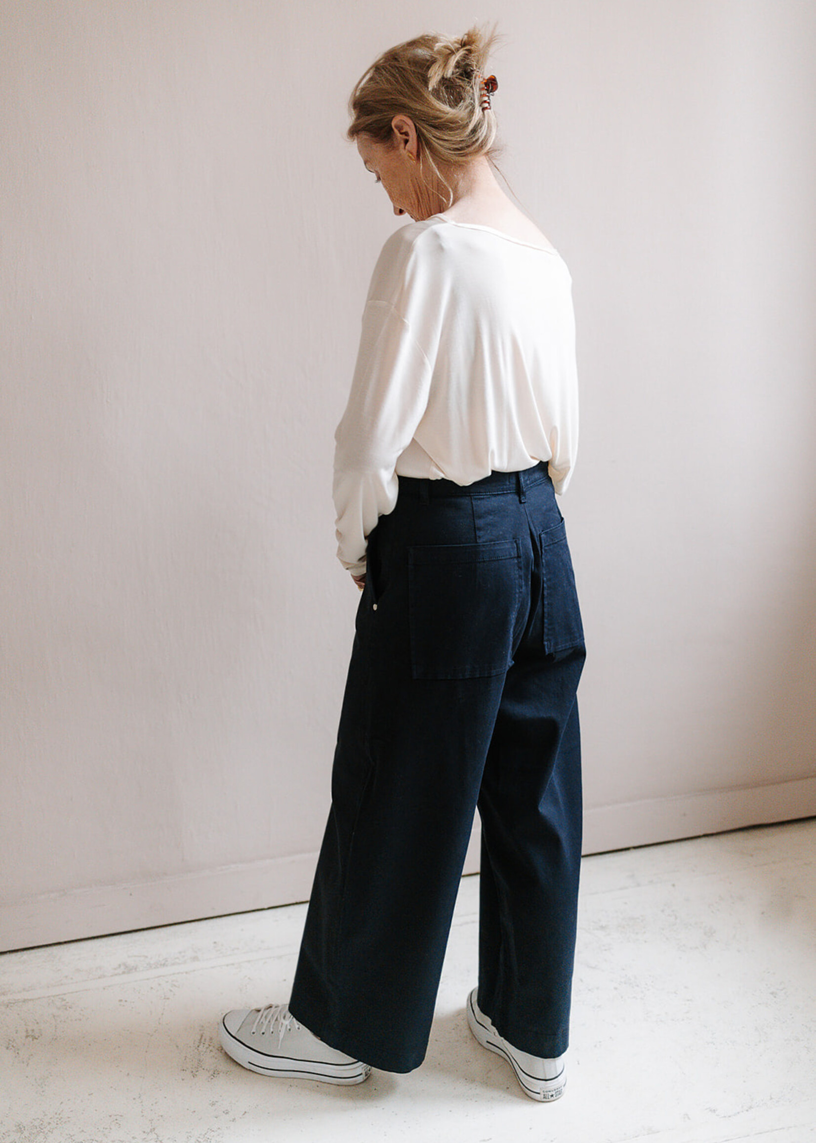 Ottod'Ame Cropped Gaucho Trousers (Navy Blue)
