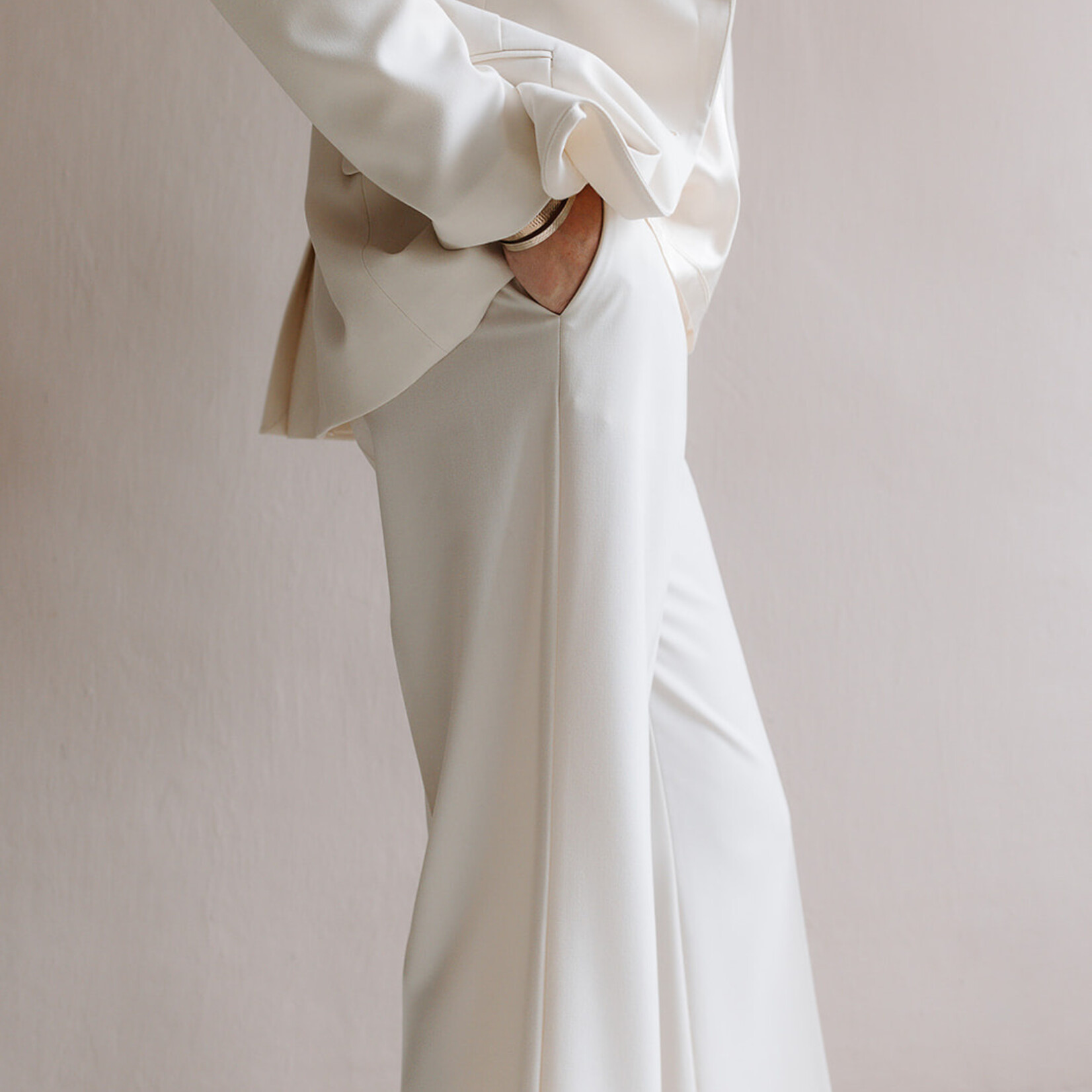 Ottod'Ame One Button Blazer (Cream)