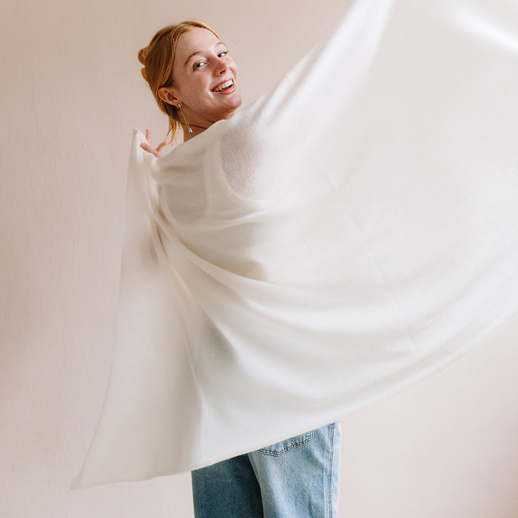White + Warren Luxurious travel wrap soft white