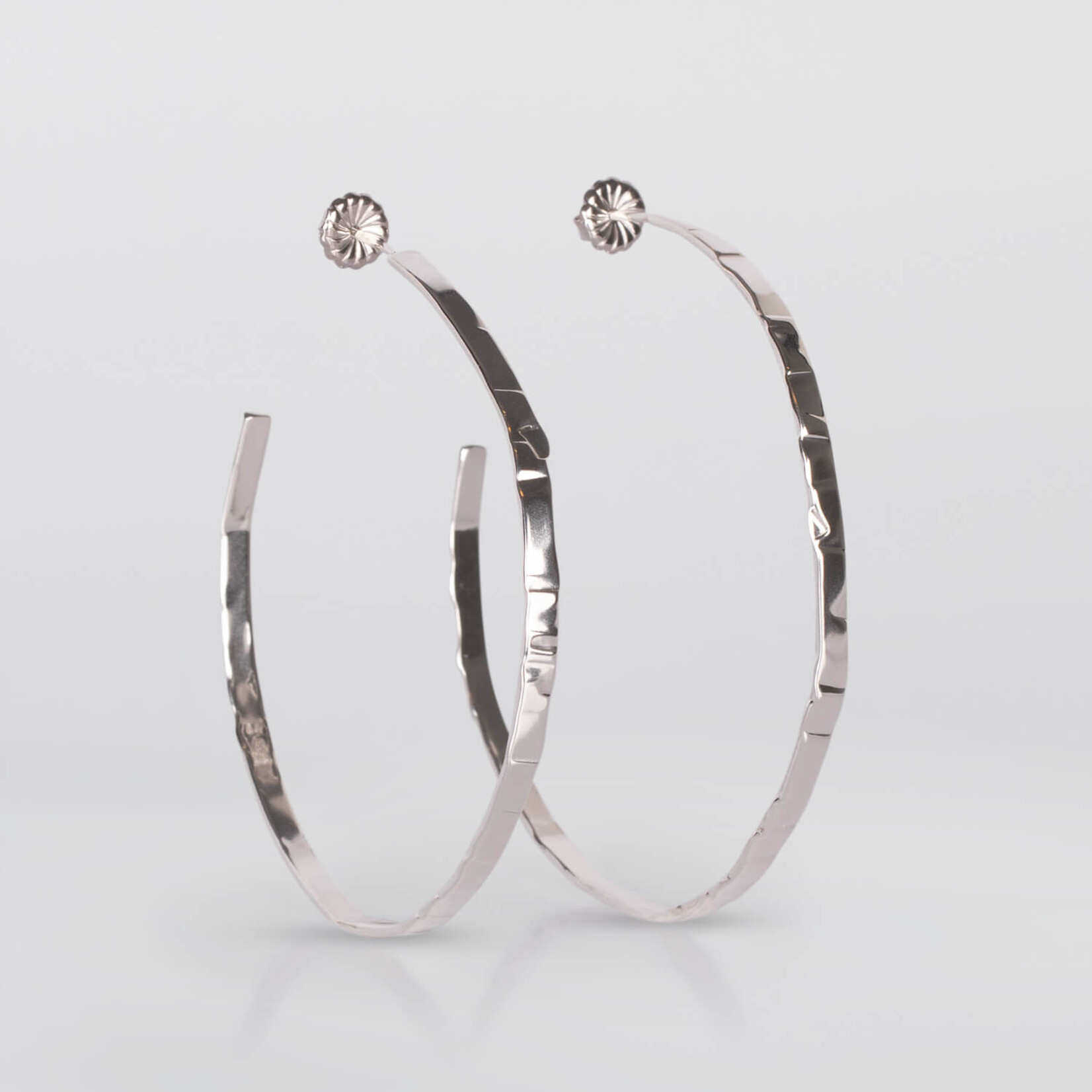 Tweek-eek Gray loops earrings silver (large)
