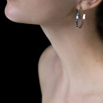 Tweek-eek Gray loops s earrings silver (medium)