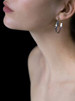 Tweek-eek Gray loops s earrings silver (medium)