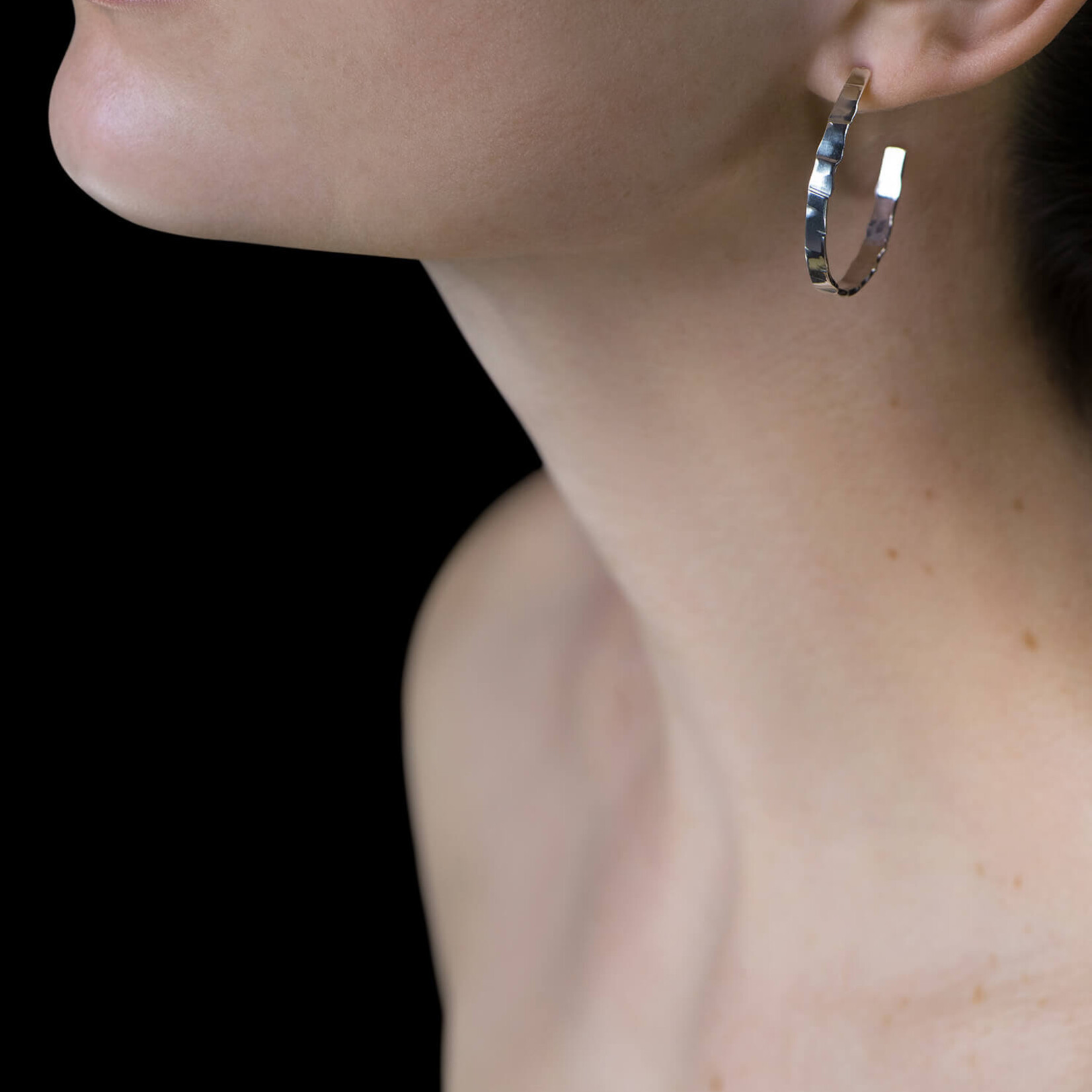 Tweek-eek Gray loops s earrings silver (medium)