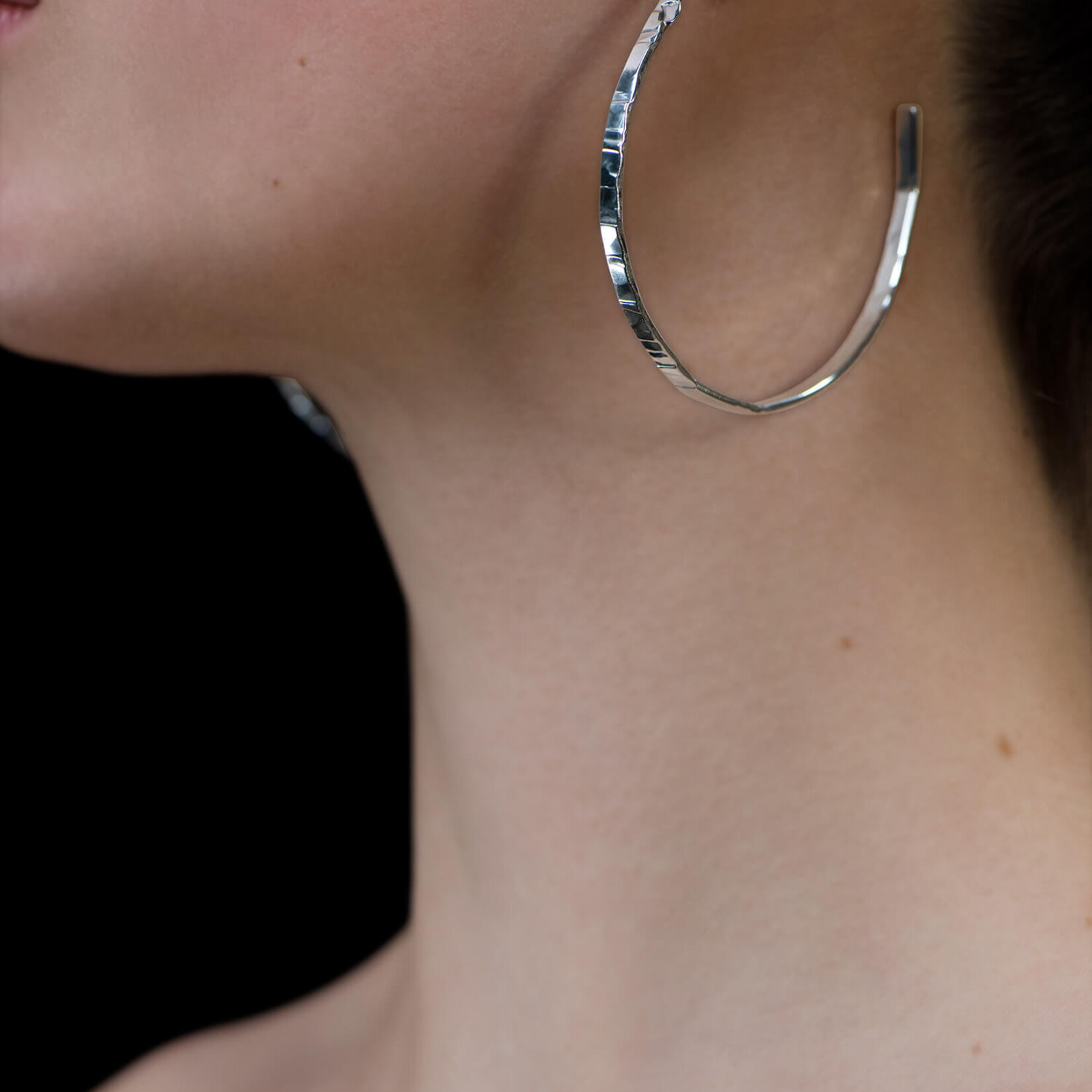 Tweek-eek Gray loops earrings silver (large)