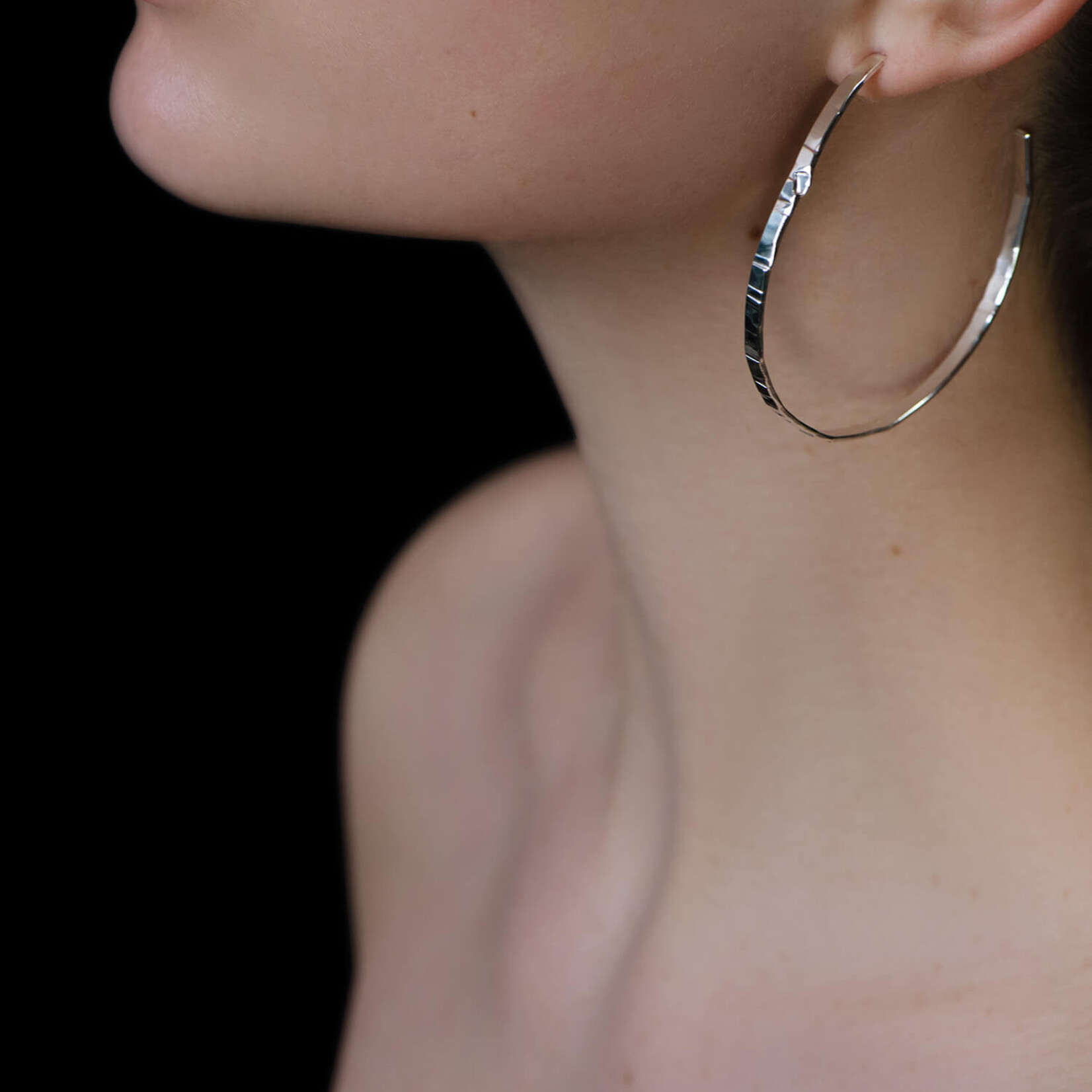 Tweek-eek Gray loops earrings silver (large)