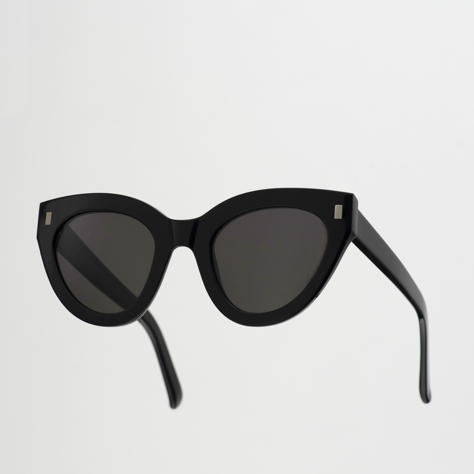 Neko Sun Glasses (Black)