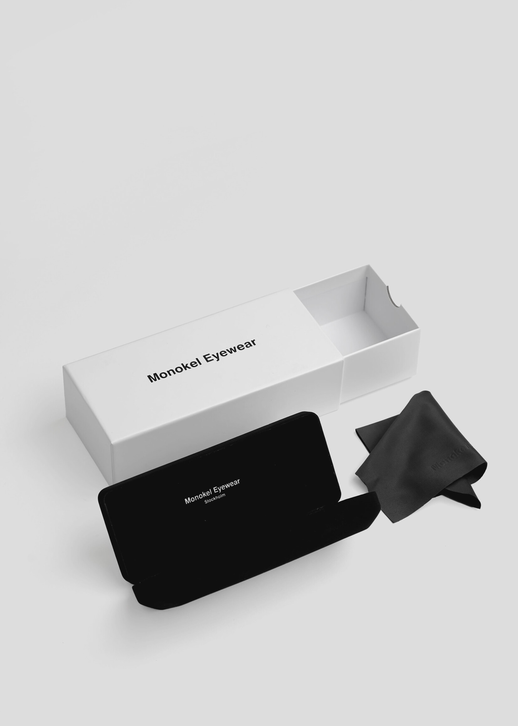 Neko Sun Glasses (Black)