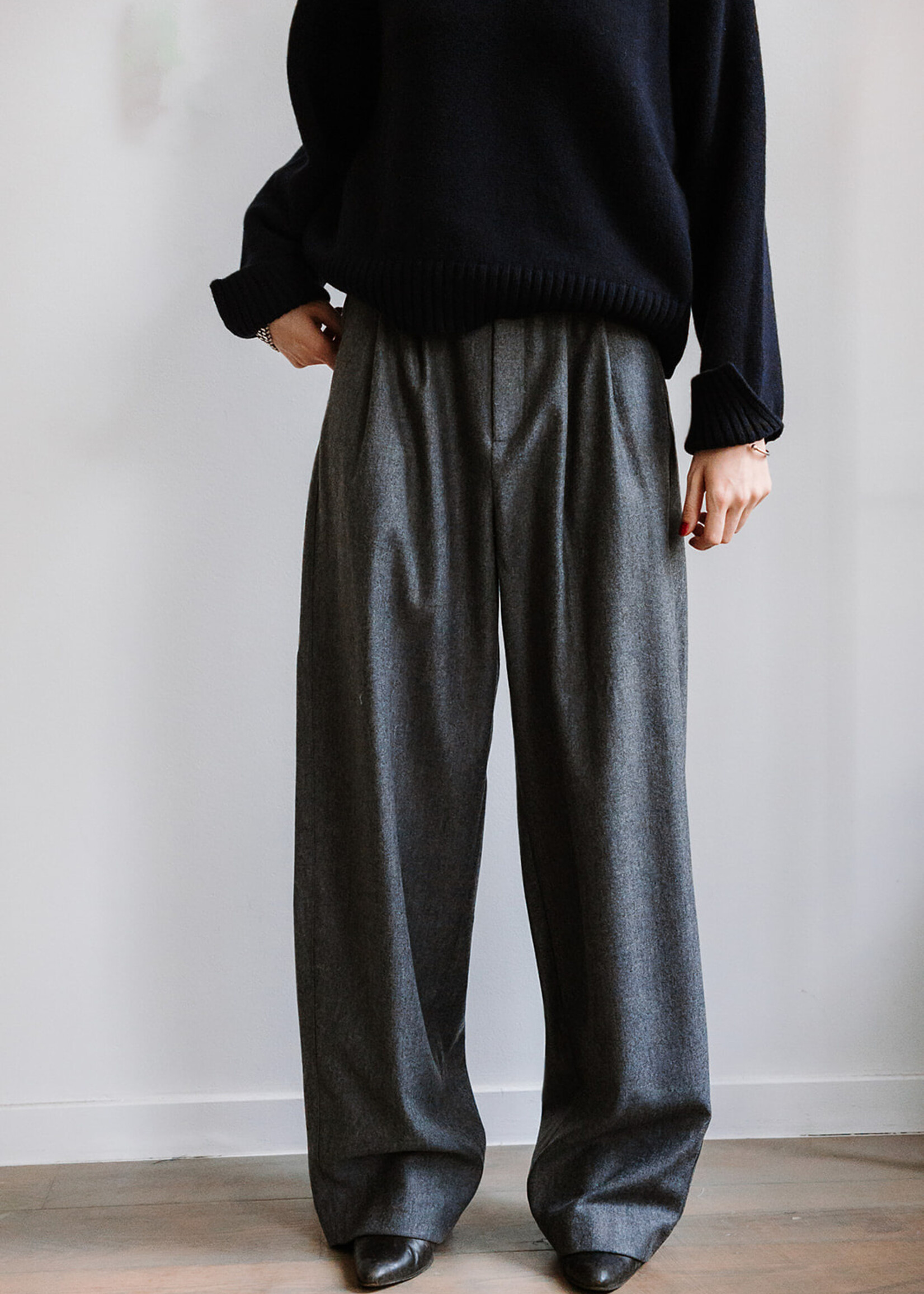 Soeur Pleated Trousers Cole (Grey)