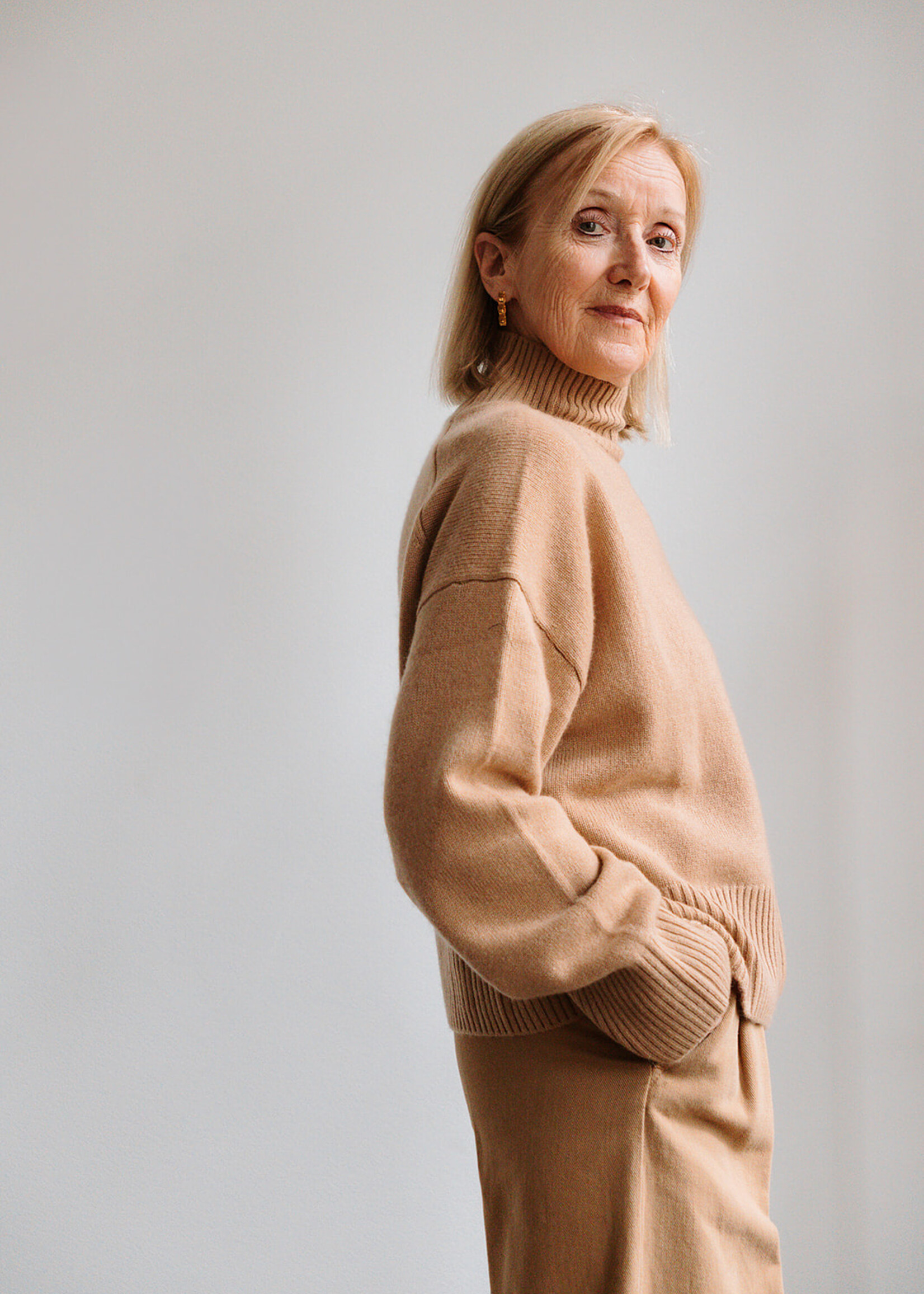 Colorush Cashmere Funnel Neck Chunky Carmen (Camel)