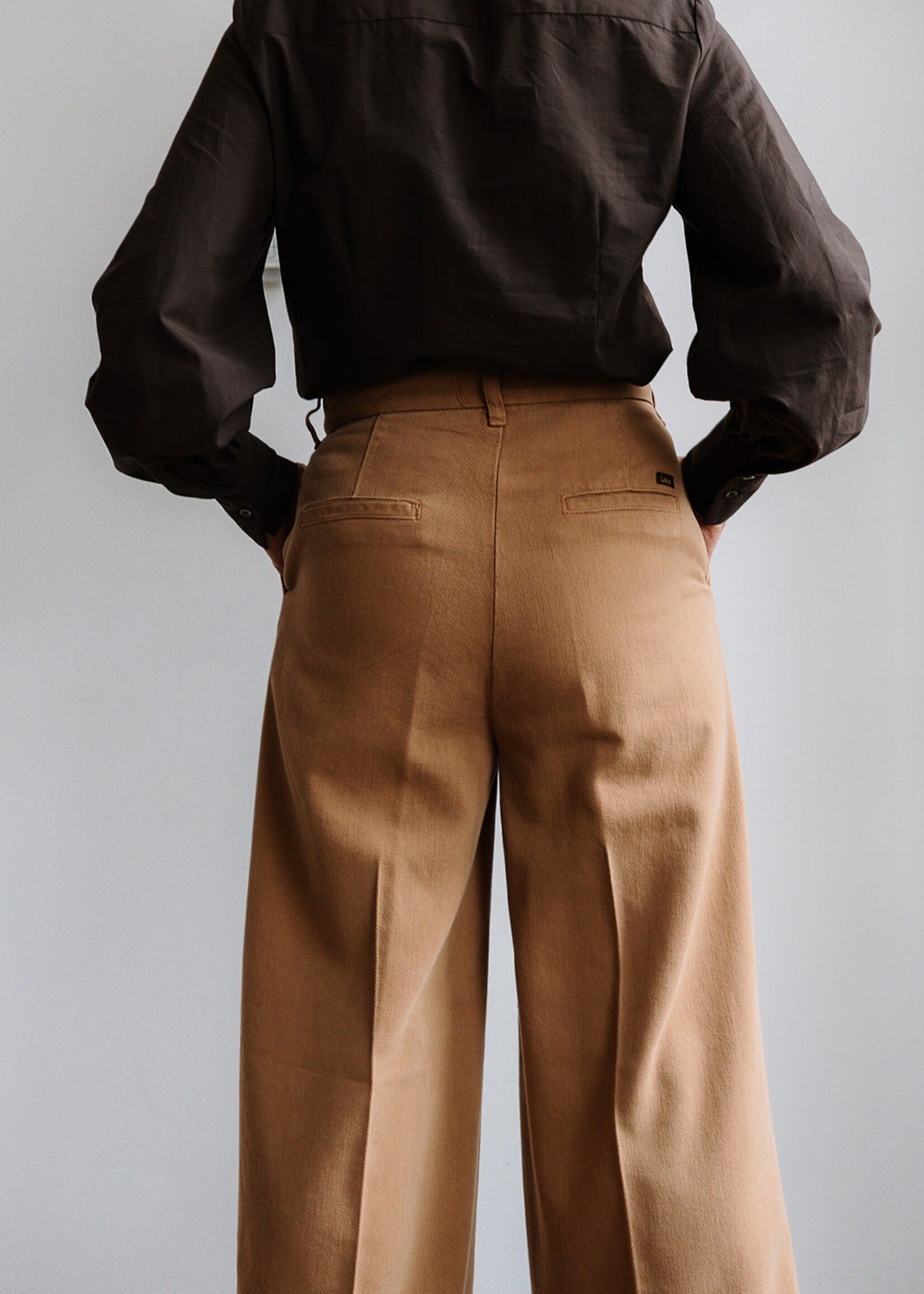 Lois Wanda  T-long California Winter (Camel)