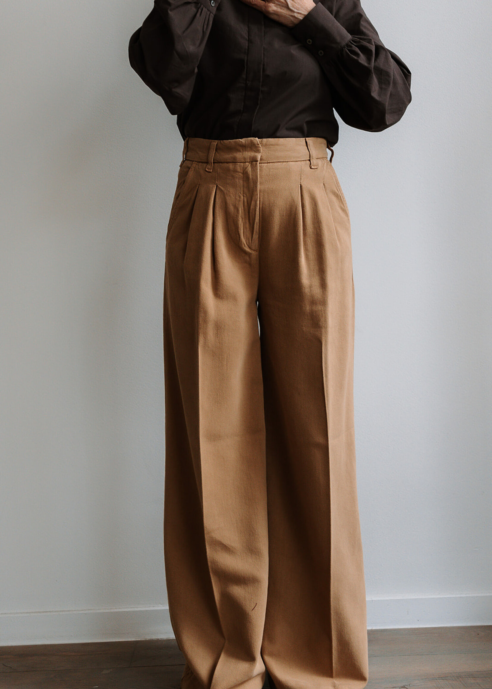 Lois Wanda  T-long California Winter (Camel)