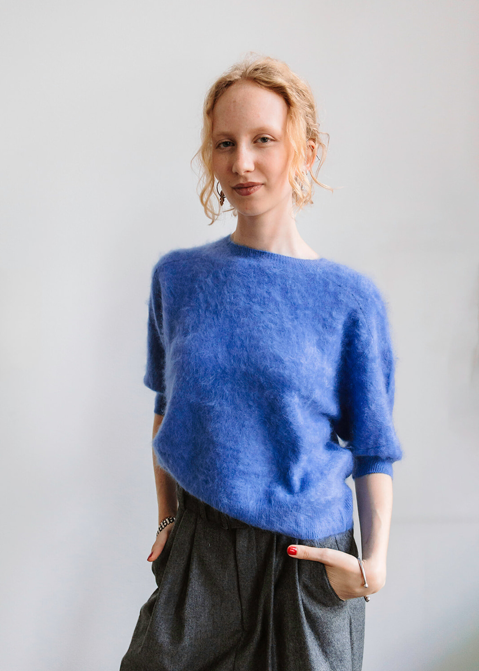 Colorush Brushed Cashmere Shortsleeved Sweater (Blue)