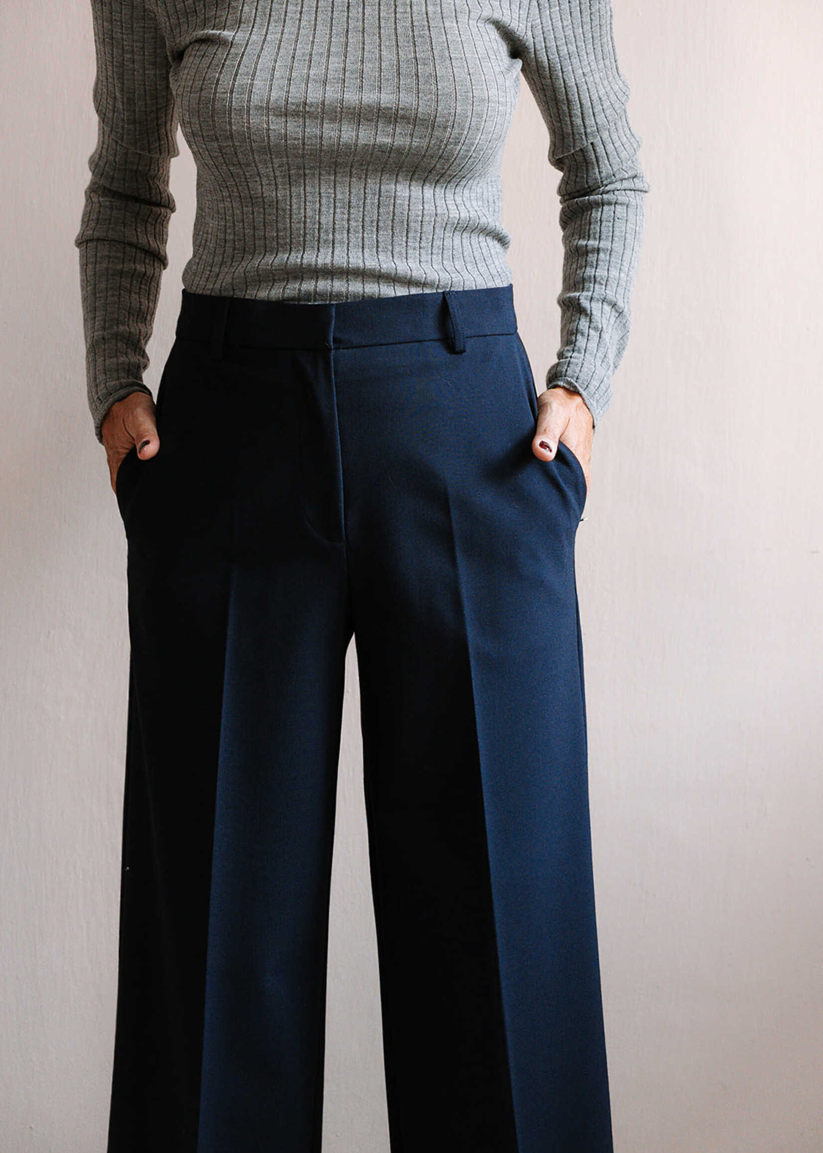 Ottod'Ame Turn-Up Trousers (Navy Blue)