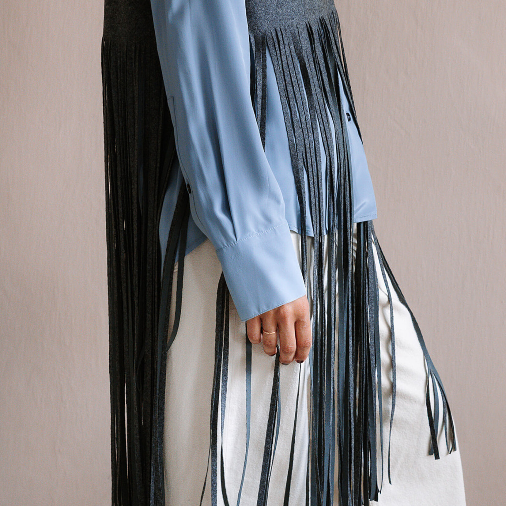 Tela Sleeveless Top Fringe (Grey)