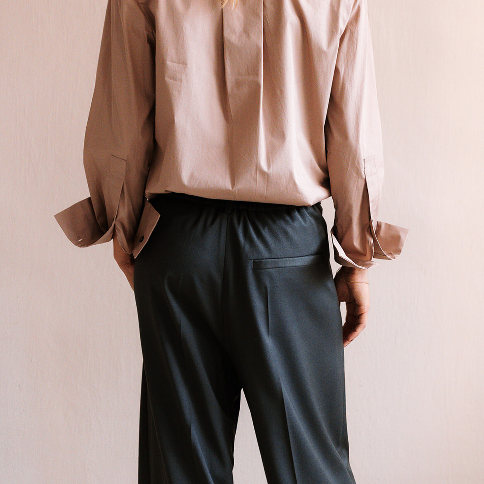 Tela Pleated Long Trousers (Grey)