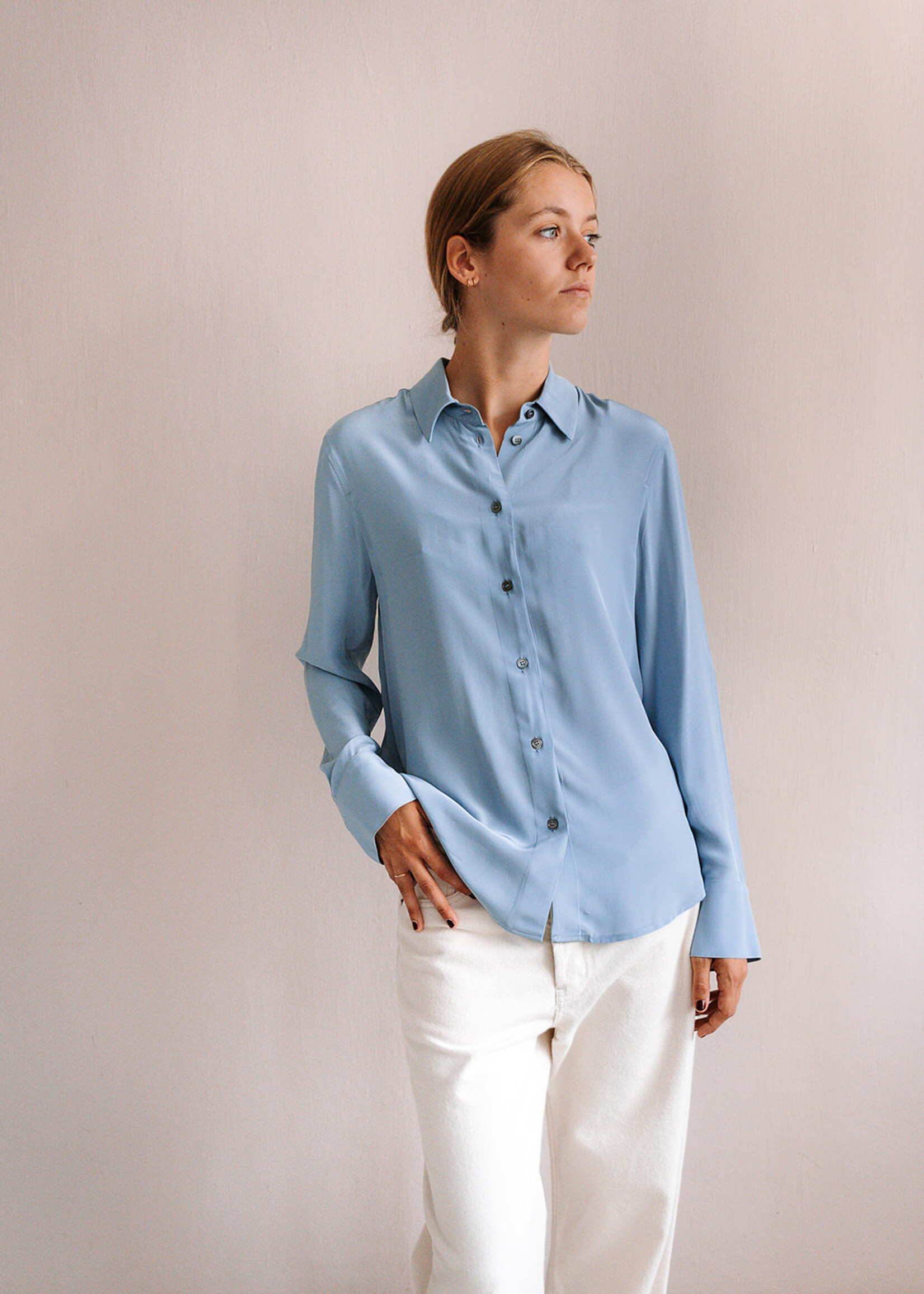 Tela Fluid Shirt (Light Blue)