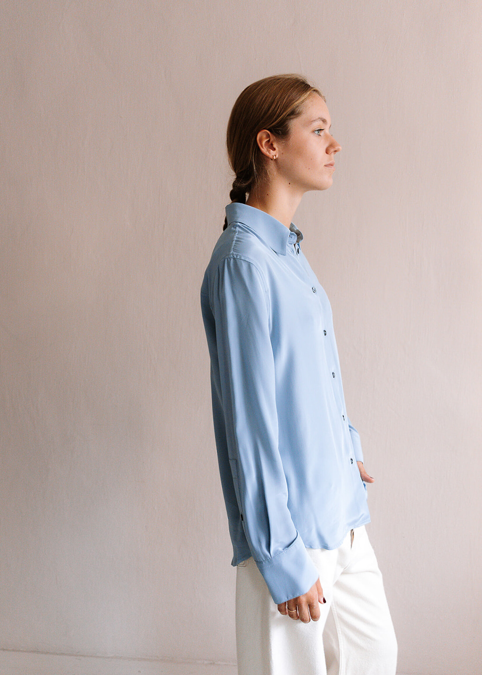 Tela Fluid Shirt (Light Blue)