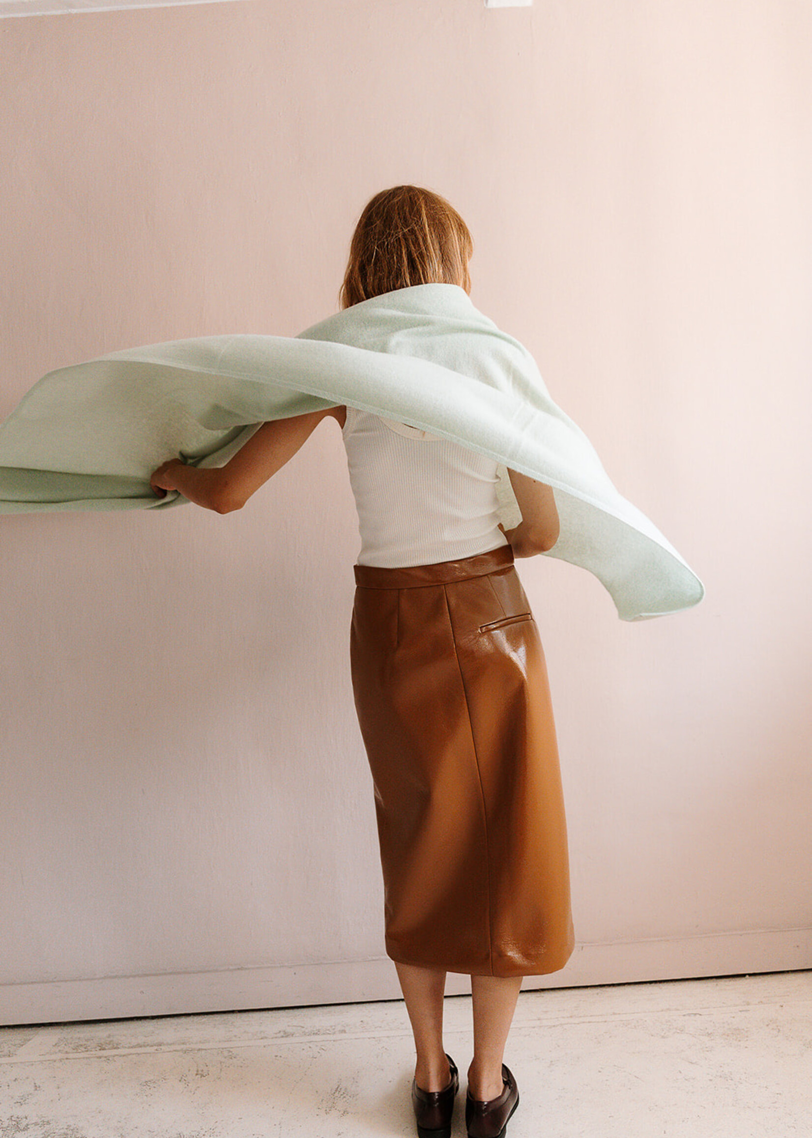 White + Warren Luxurious Travel Wrap (Mint Green)