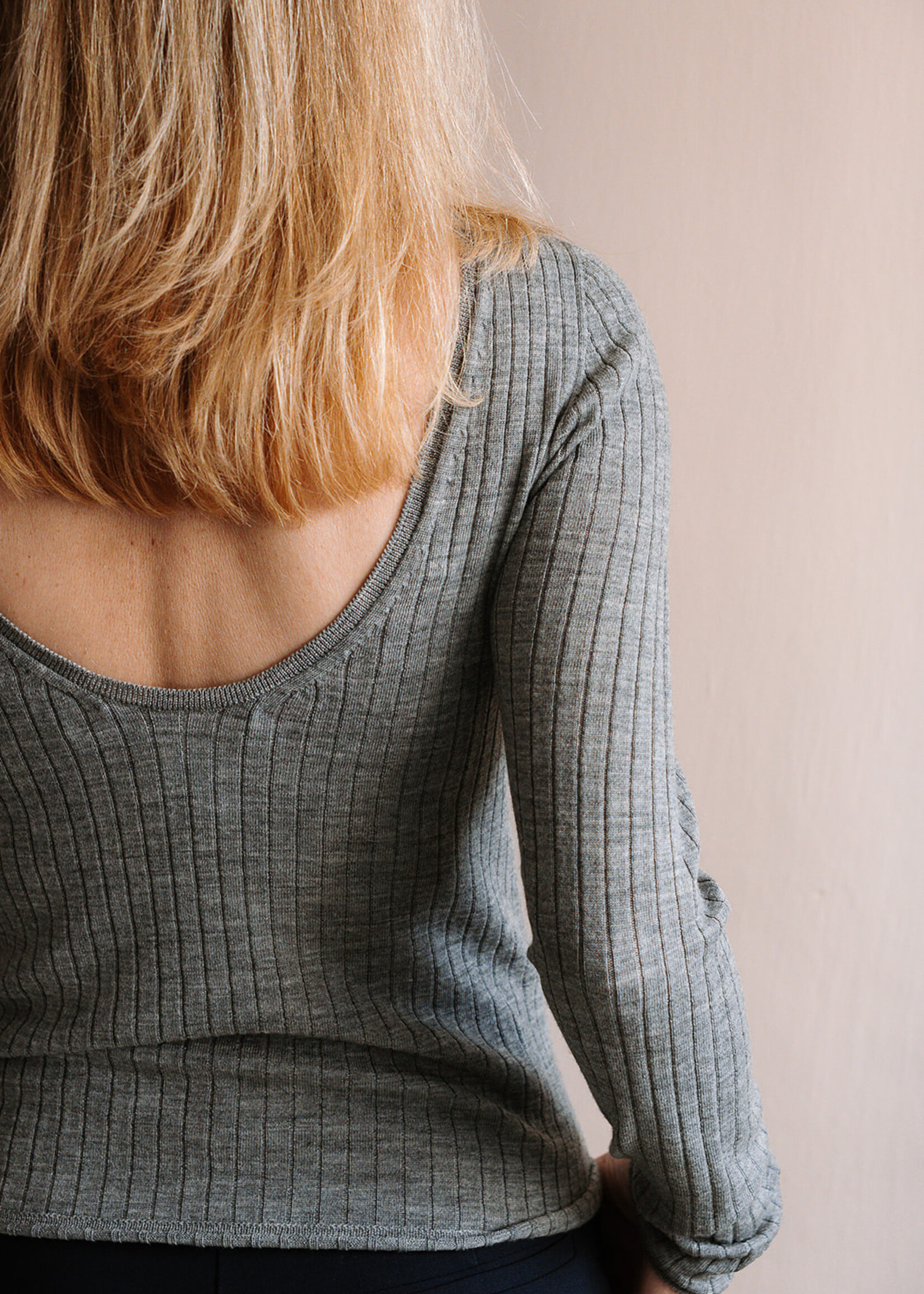 Tela Ribbed Merino Sweater (Grey)