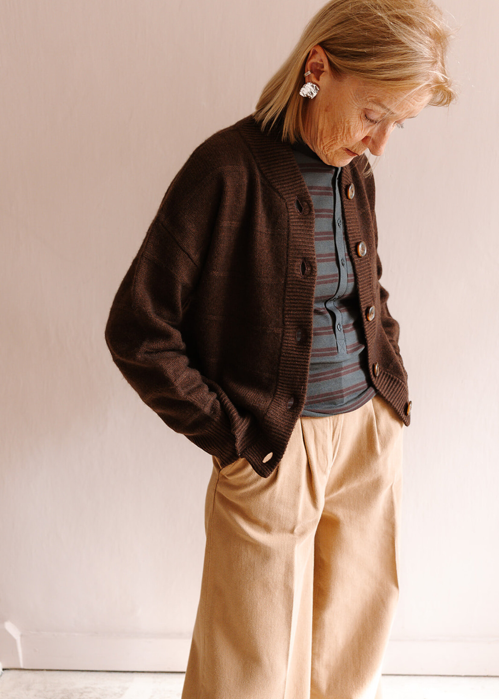 Absolut cashmere Cardigan Margherita (Chocolate Brown)