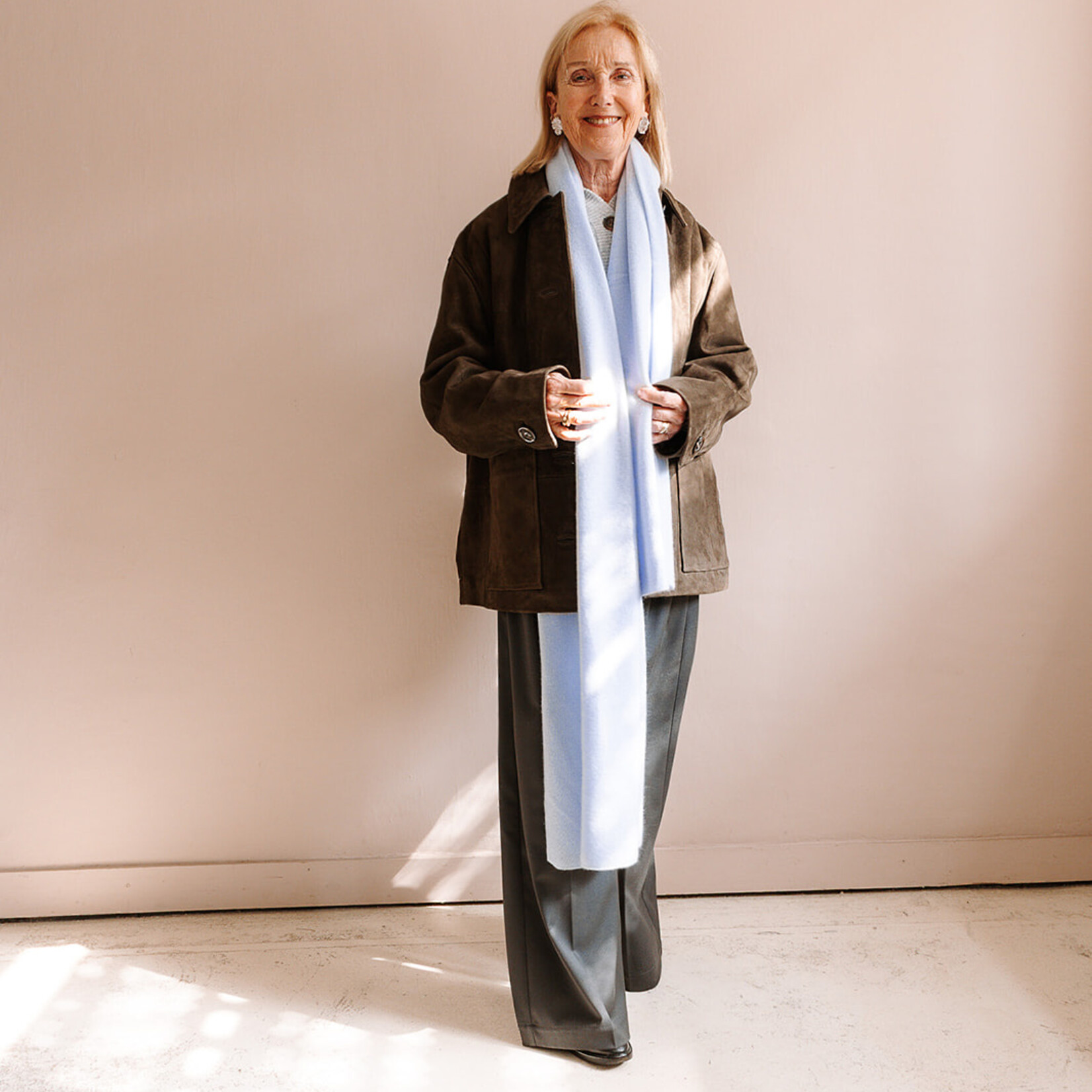 White + Warren Luxurious Travel Wrap (Pale Mist Blue)