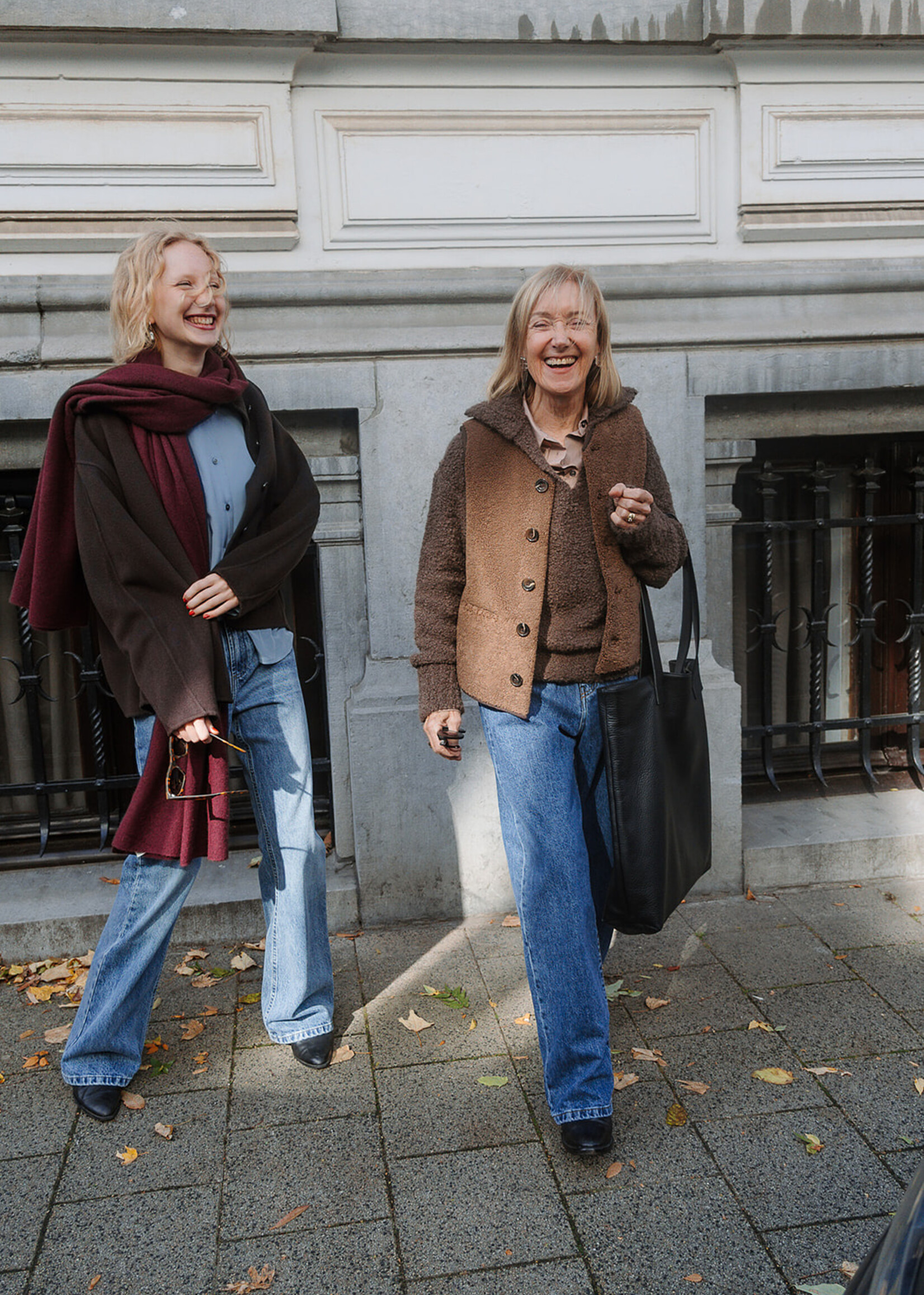 Lois Globe Jackson Jeans (Mid Blue)