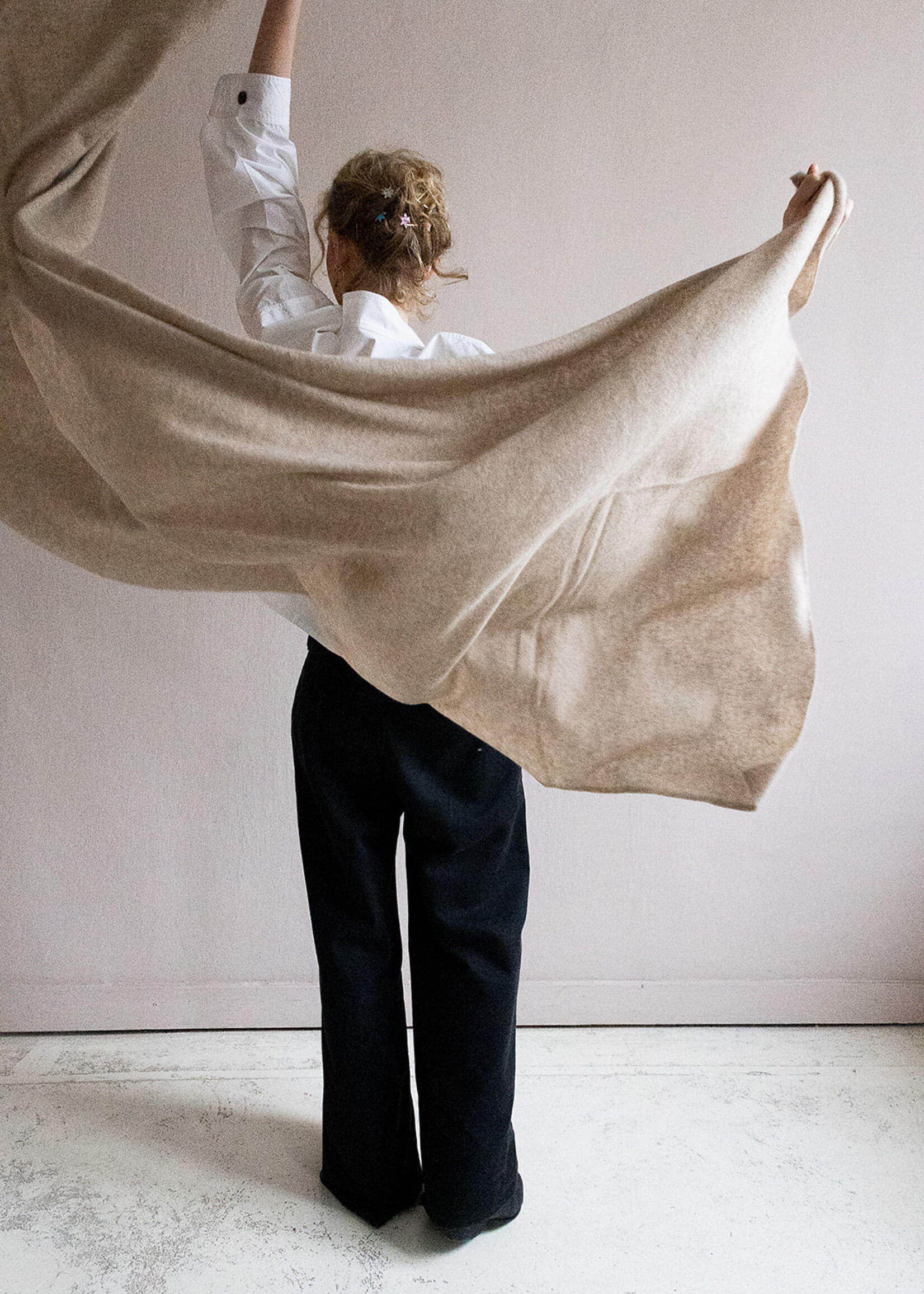 White + Warren Cashmere Travel Wrap  color taupe heather