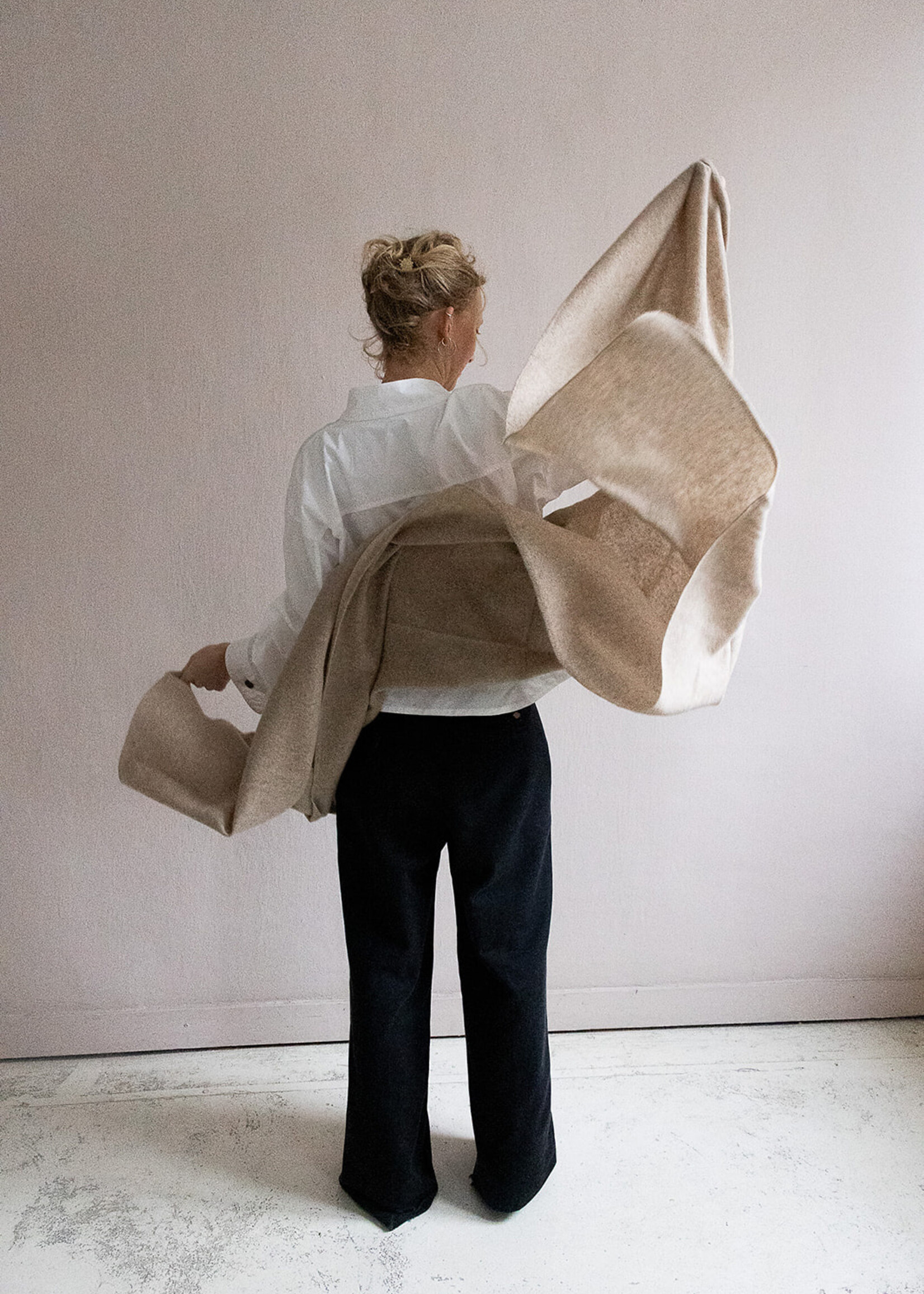 White + Warren Cashmere Travel Wrap  color taupe heather