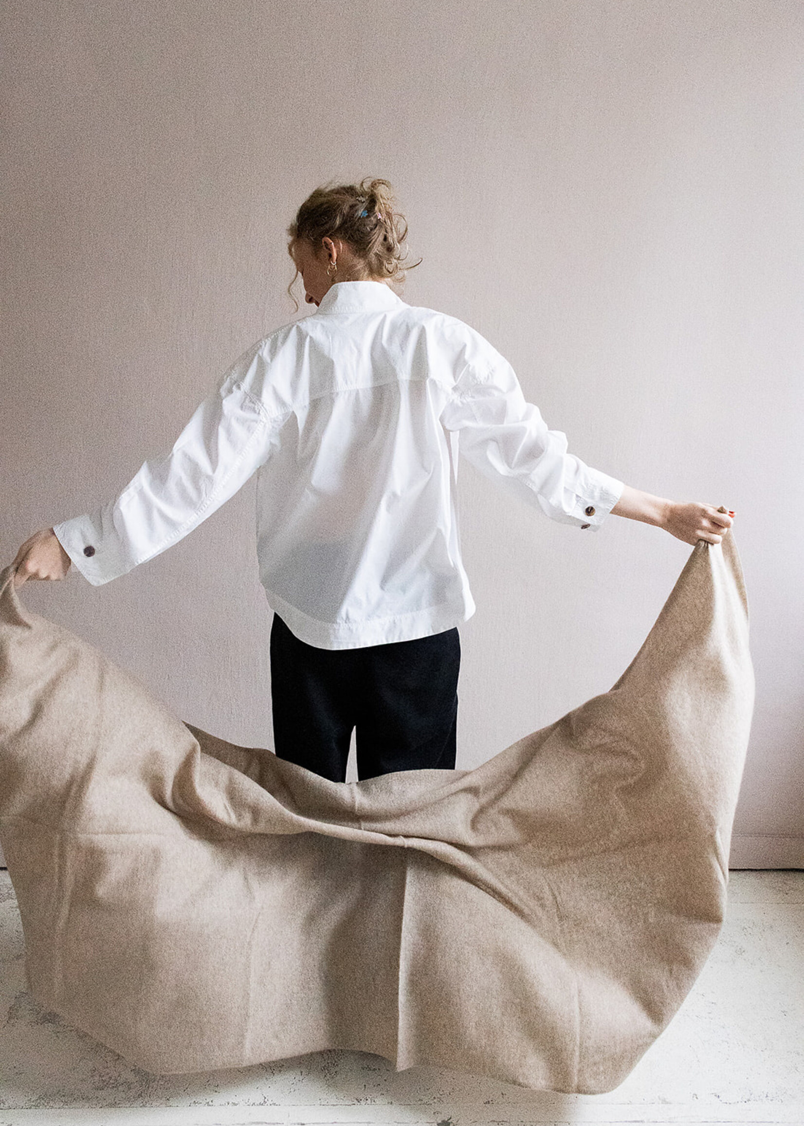 White + Warren Cashmere Travel Wrap  color taupe heather