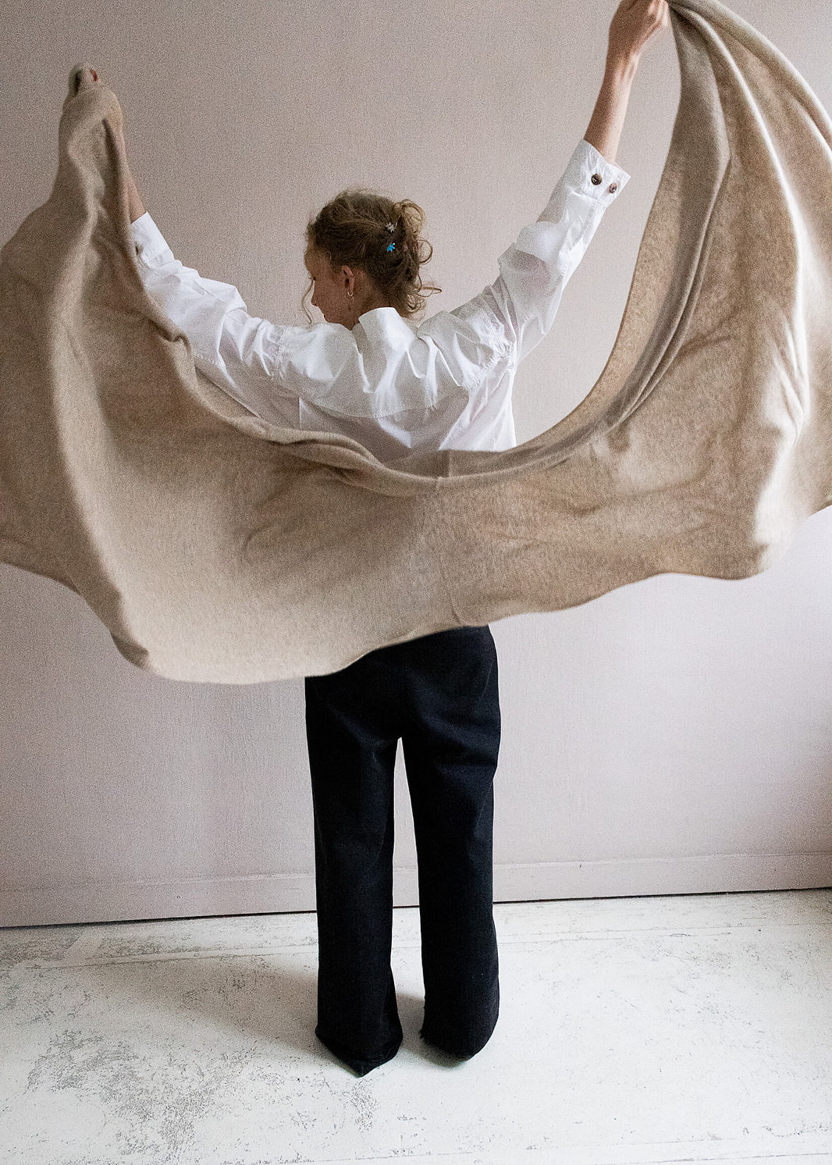 White + Warren Cashmere Travel Wrap  color taupe heather