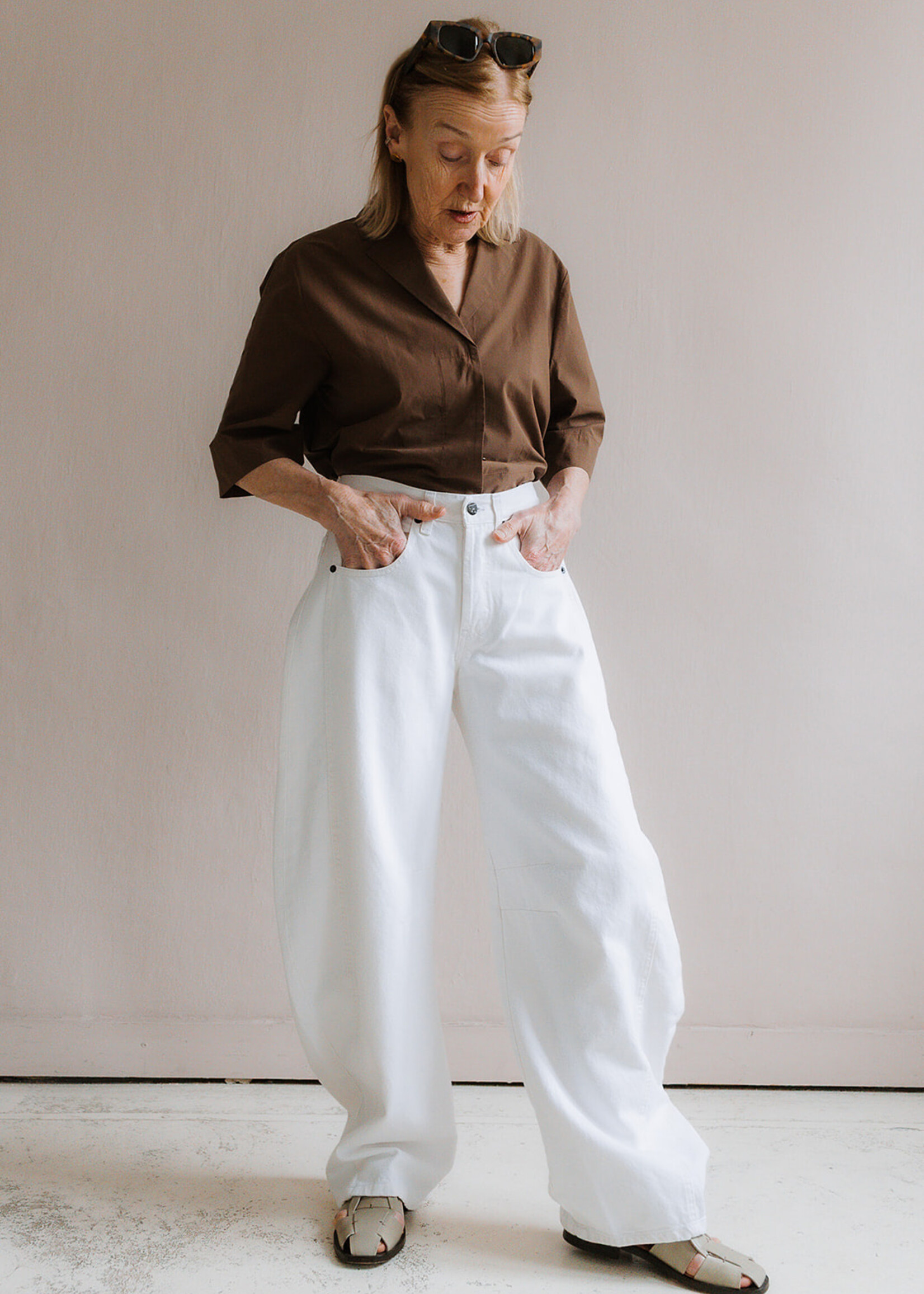 Lois Aliana white/black