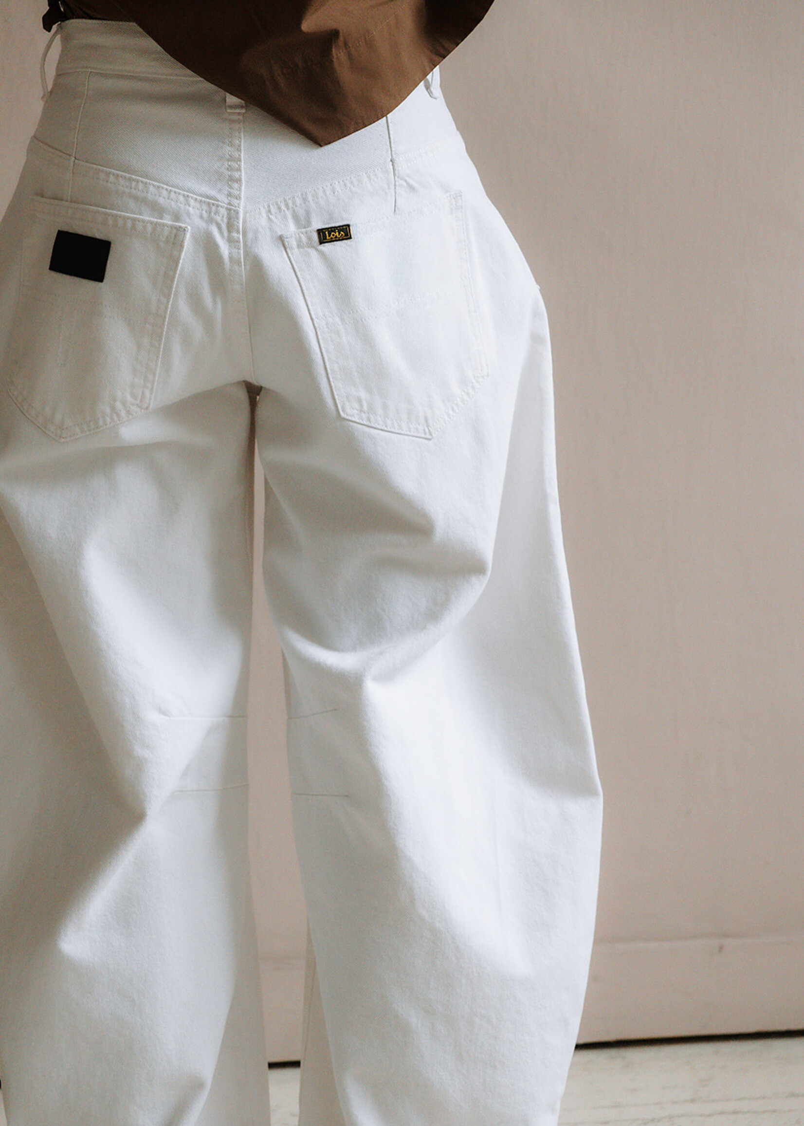 Lois Aliana white/black